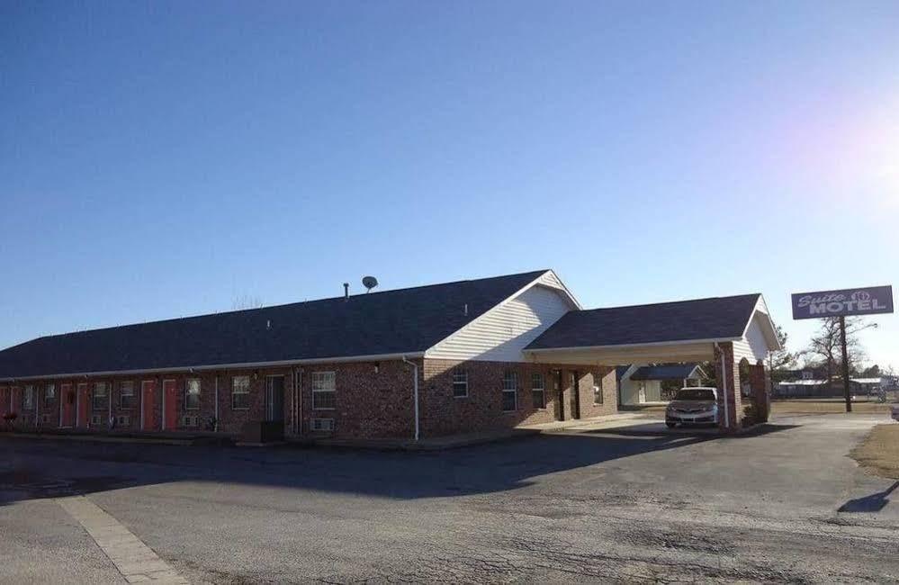 Suite 16 Motel Gore Zewnętrze zdjęcie