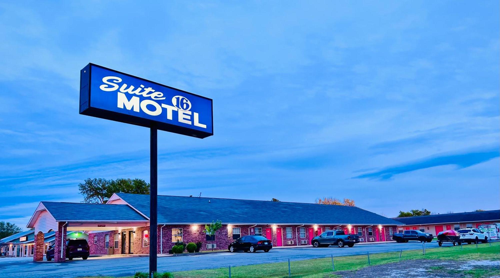 Suite 16 Motel Gore Zewnętrze zdjęcie